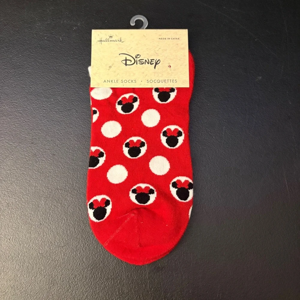 Disney Hallmark Minnie Mouse Ankle Socks Red Polka Dot One Size New